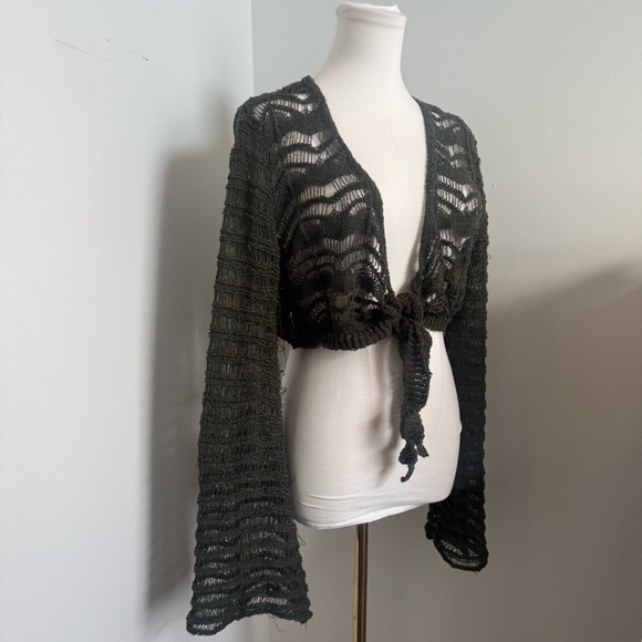 Sheer Crochet Tie-Front Bolero (Olive Black) – Fairycore / Y2K Revival M - Picture 4 of 6